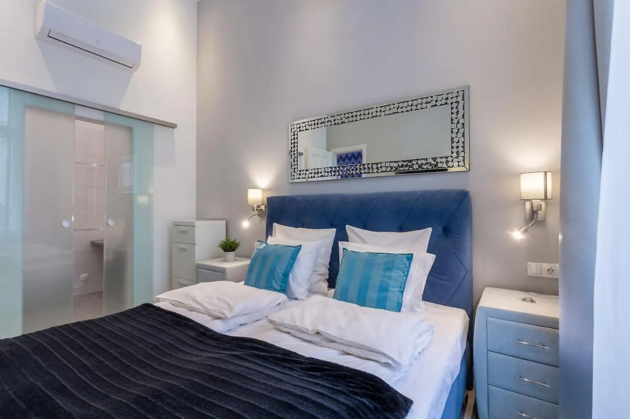 Luxurious Extra Central And Comfy Apartment Budapest